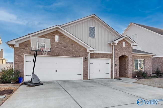 Photo - 120 Chesire Cv Ln