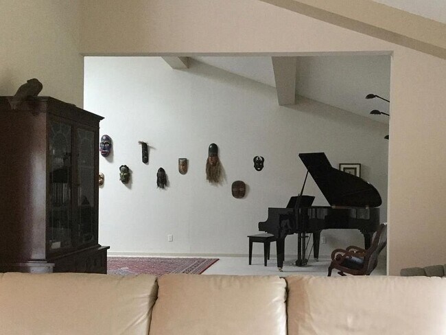Photo - 1280 E Southdowns Dr
