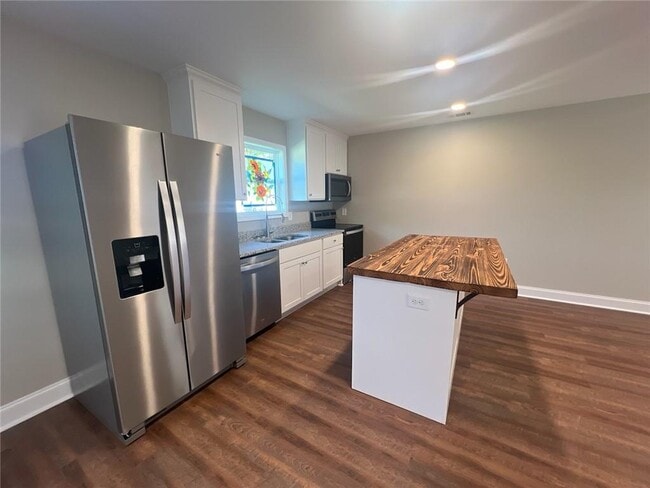 Photo - 5968 Moon Drive