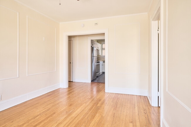 Apartment #20 - Living Room