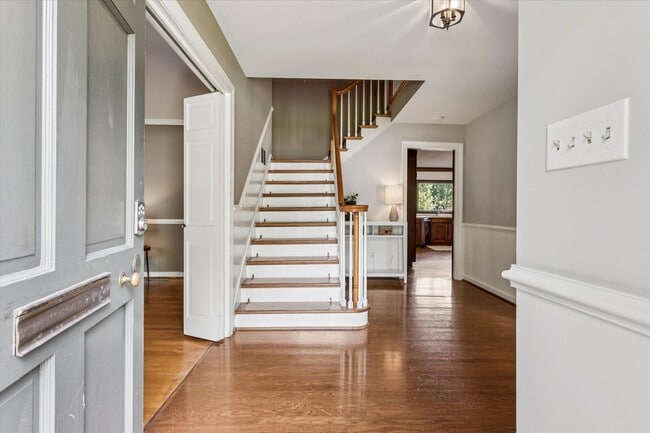 Photo - 15 Garland Dr