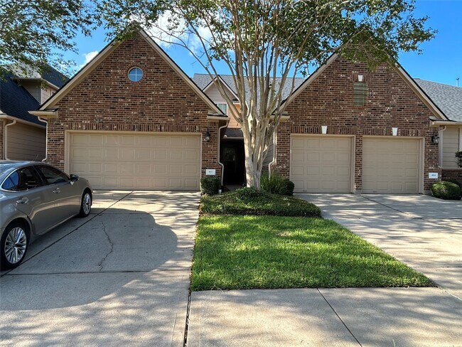 Photo - 8911 Silent Willow Ln