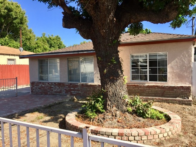 Building Photo - 4440 154th St Rental