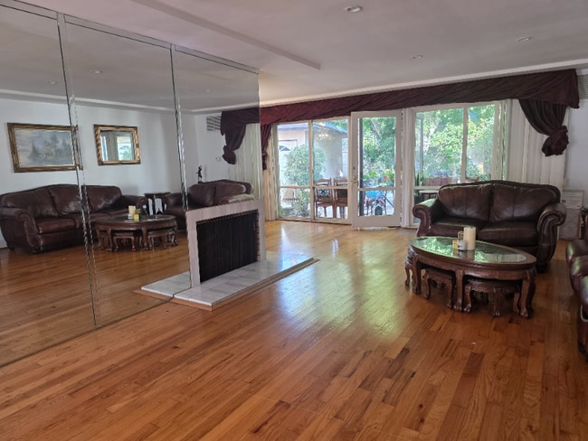 Photo - 1840 Benecia Ave Unit 1840 Benecia