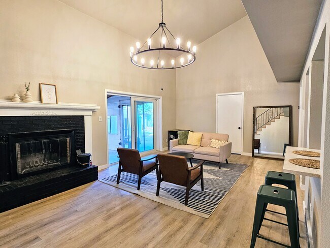 Photo - 9210 Meade St