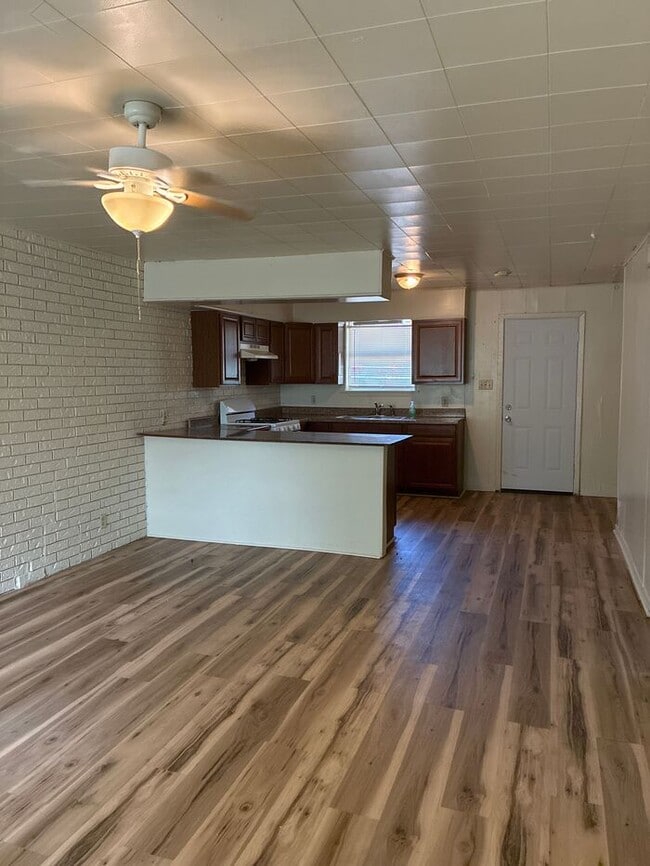 Photo - Move-In Ready 2BR Home in Taylor, TX