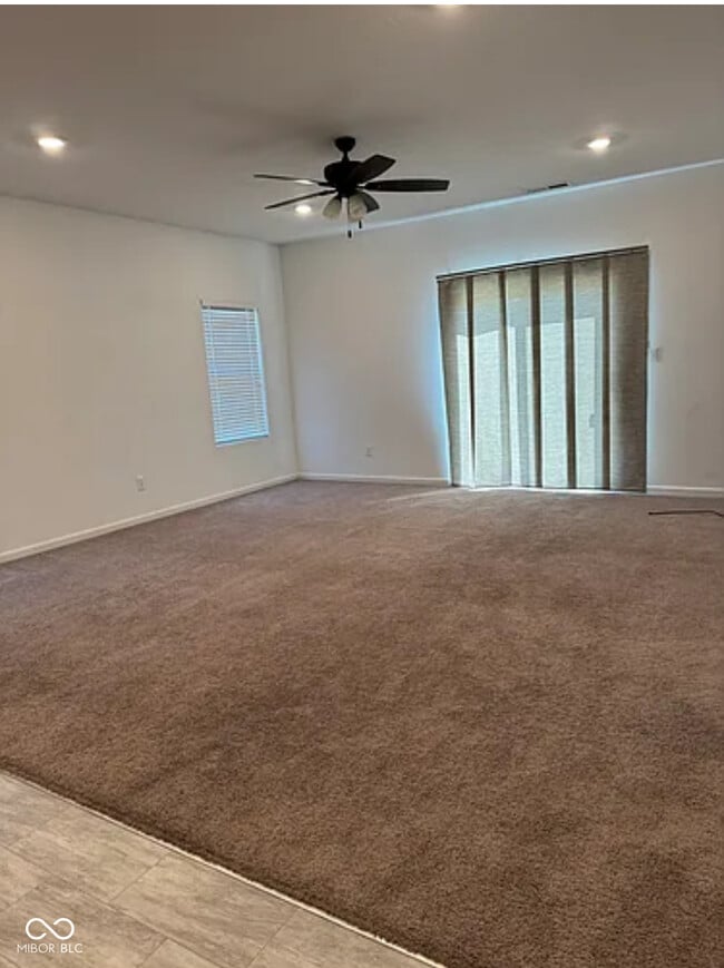 Photo - 10201 Meadow Path Ln