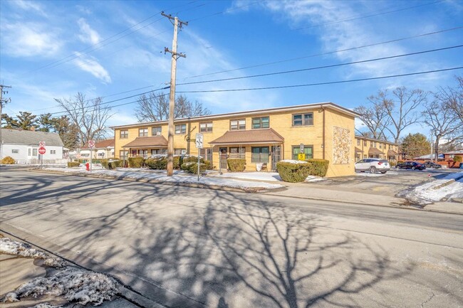 Photo - 18333 Wentworth Ave