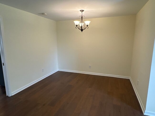 Photo - Spacious 3-Bedroom Townhome in the Heart o...