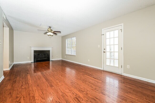 Photo - 2812 Oakvale Falls Dr