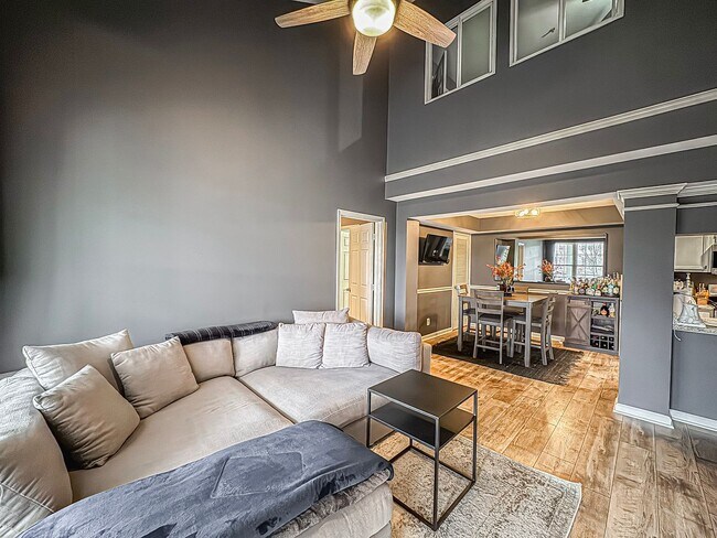 Photo - Stylish 3 Bed 3 Bath Condo With Large Balcony in Desired Riverbend at Cascades - Water Included