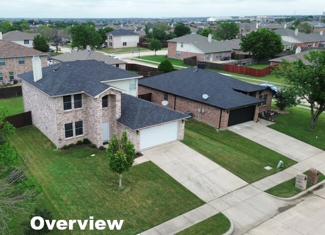 Building Photo - 1545 Fieldstone Dr