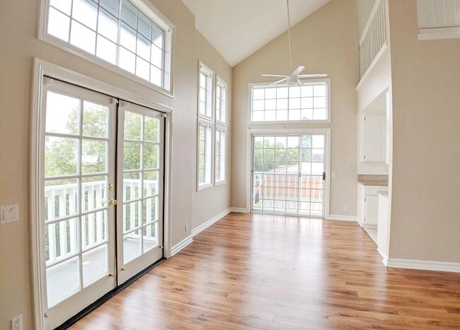 Carmelina Lofts