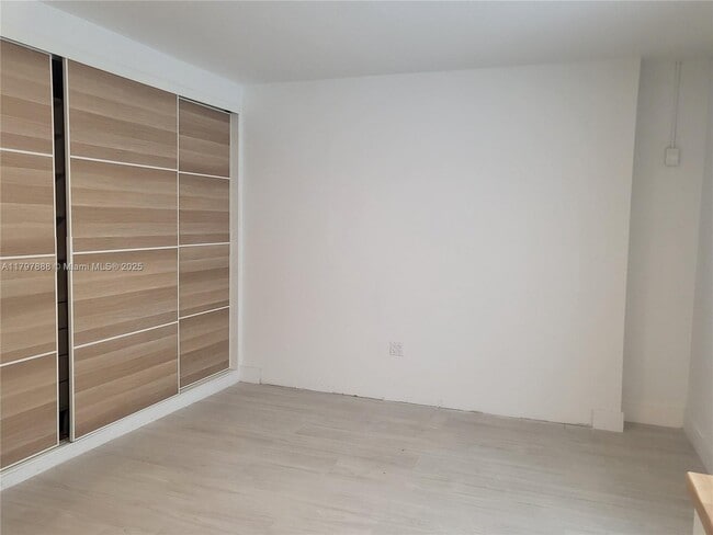 Photo - 5512 SW 57th Pl