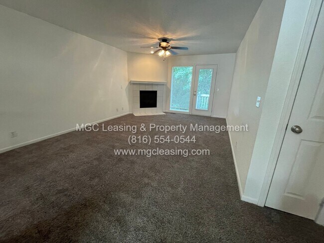 Photo - 5901-5903 NE 42nd St Unit 5901 NE 42nd St