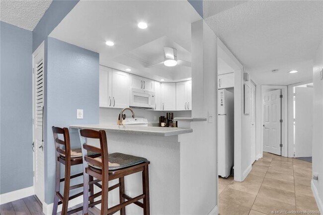 Photo - 1504 SE Royal Green Cir Unit 104