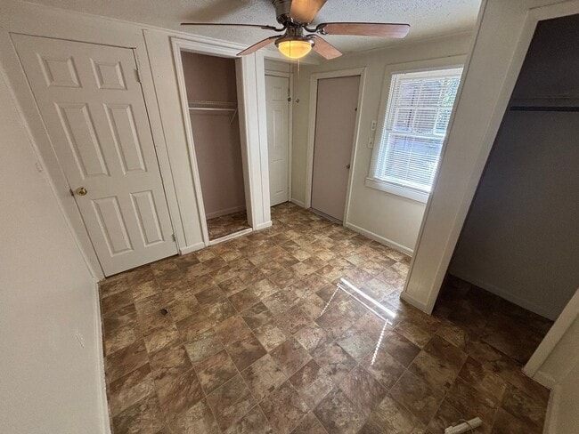 Photo - Cozy 1-Bedroom Home in Convenient Tallahassee Location