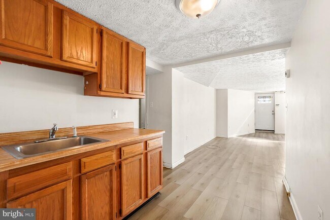 Photo - 6120 41st Ave Unit 3