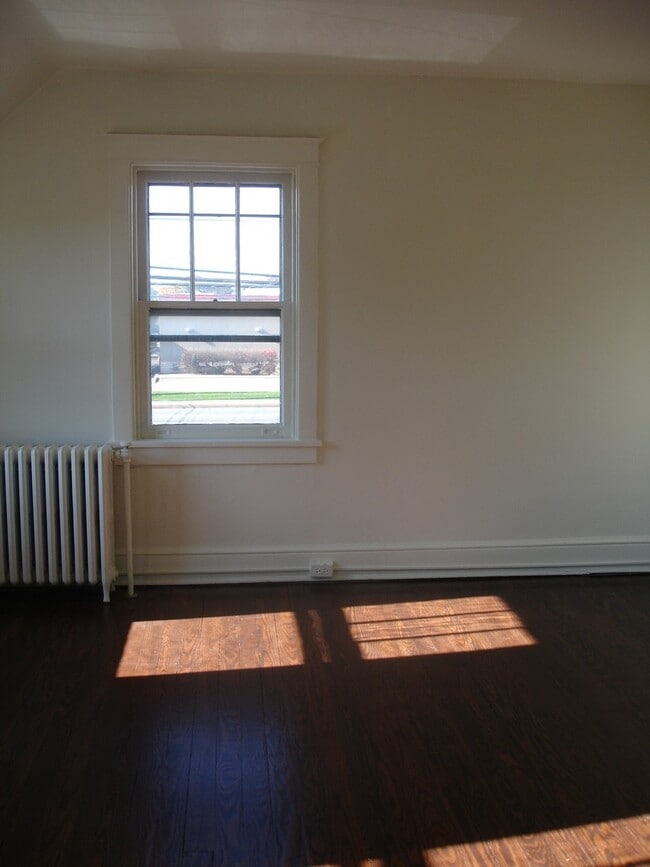 Building Photo - 1405 Oregon Pike Unit 1405 OREGON PIKE, APT. A