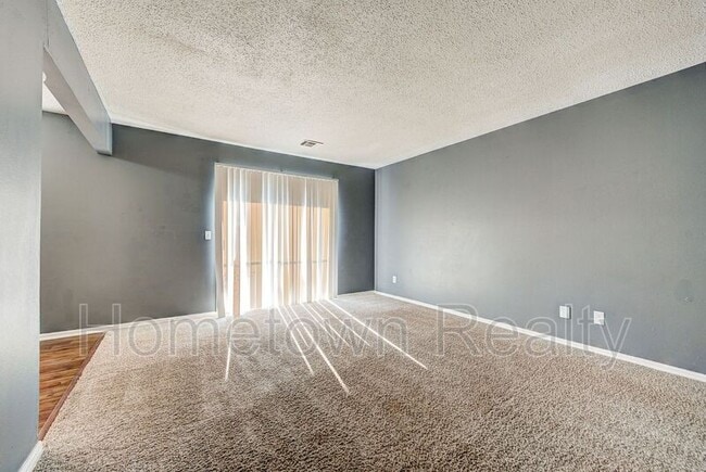 Photo - 8616 N Harvey Ave