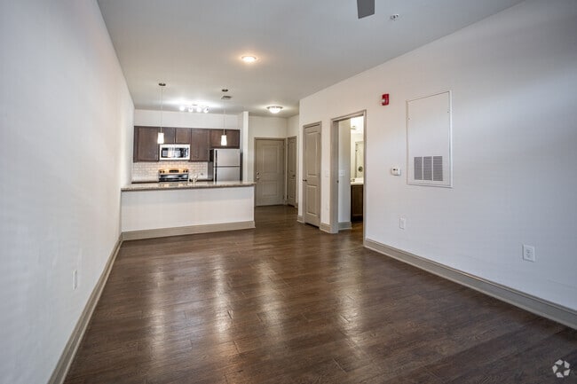 1BR, 1BA The Main - 655SF