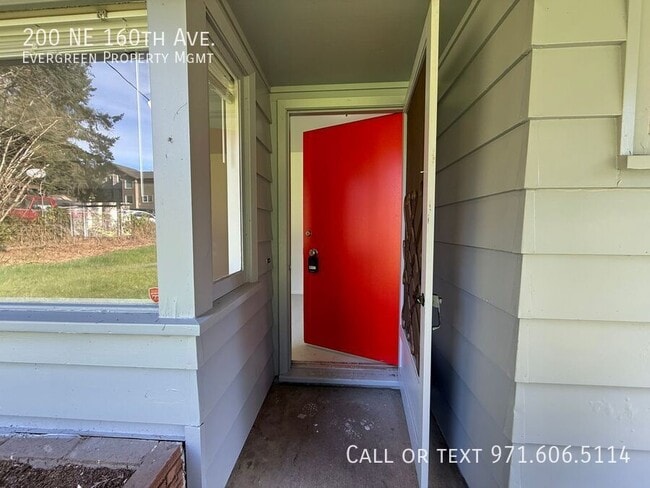 Photo - 200 NE 160th Ave