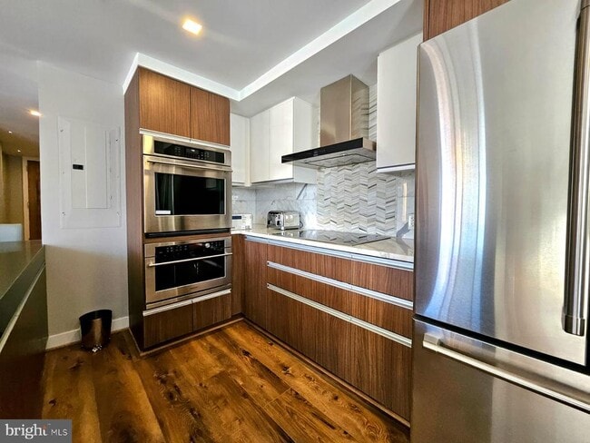 Photo - 1080 Wisconsin Ave NW Unidad 303