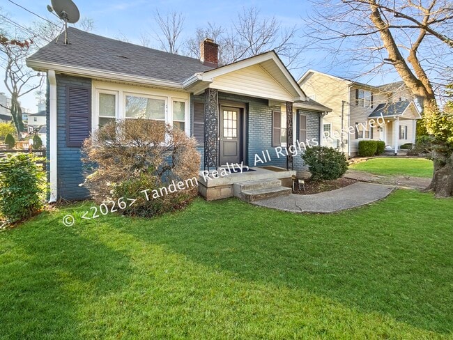 Building Photo - 2807 Vaulx Ln