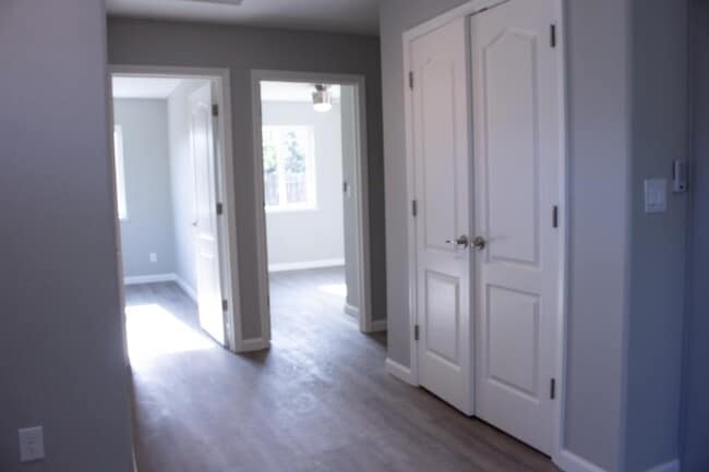Photo - 211 W Norwich Dr