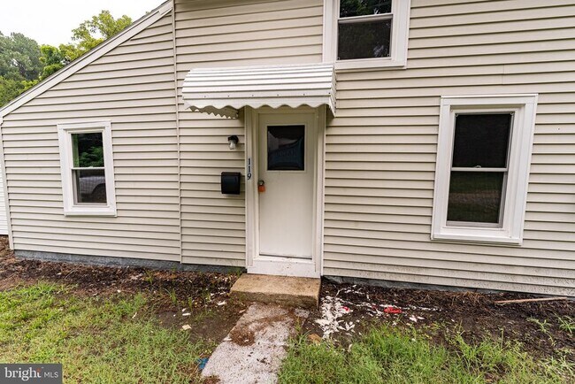 Photo - 119 Davis Ln