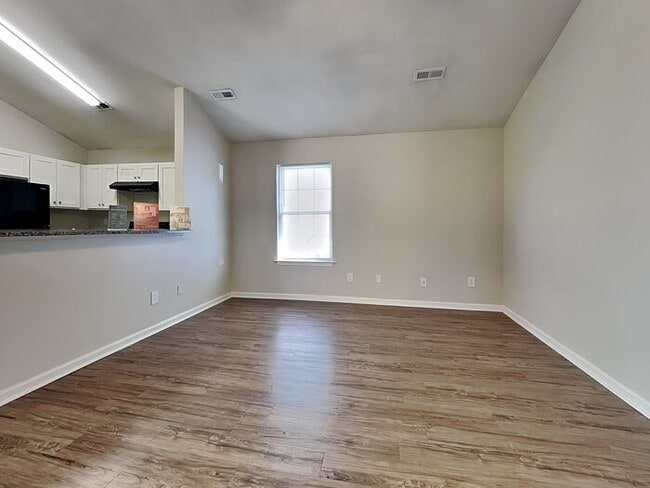 Photo - 1431 Braveheart Ln