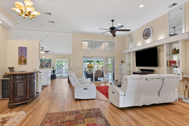 348 Eagleton Golf Dr