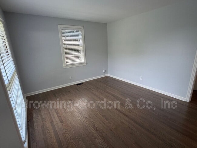 Photo - 538 Fairlane Dr