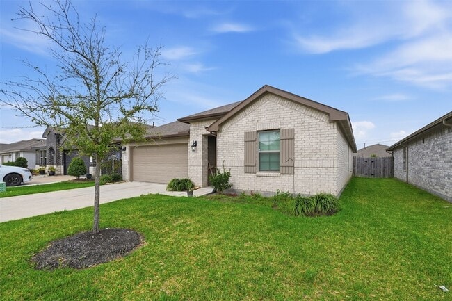 Photo - 11016 33rd Ave N