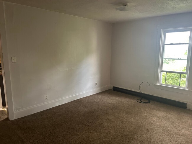 Building Photo - 539 1/2 Washington St Rental