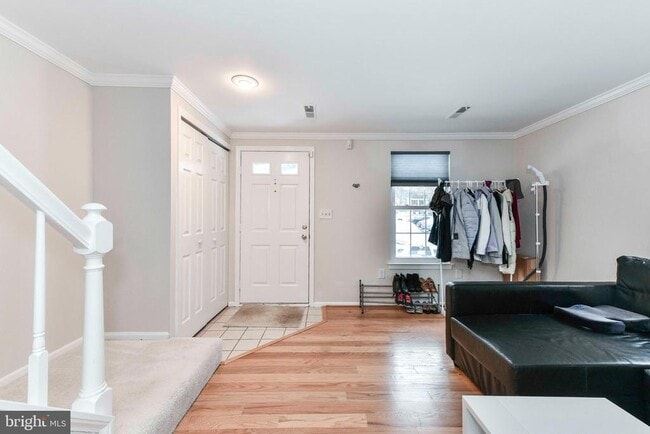 Photo - 60 Benton Ct