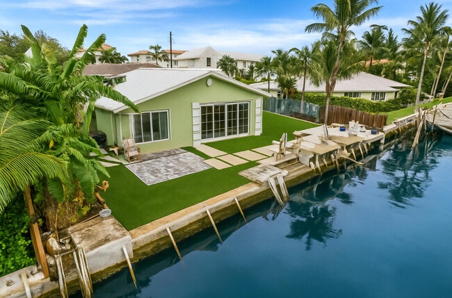 Photo - 810 Bamboo Ln