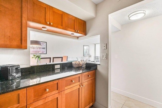 Photo - 1830 Embassy Dr