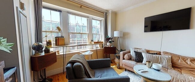 Building Photo - 534 Beacon St Unit 702 Rental