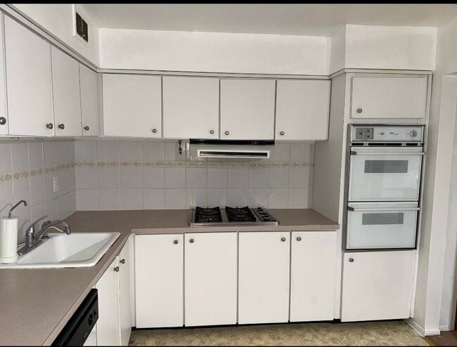 Photo - 24 Sunset Ave