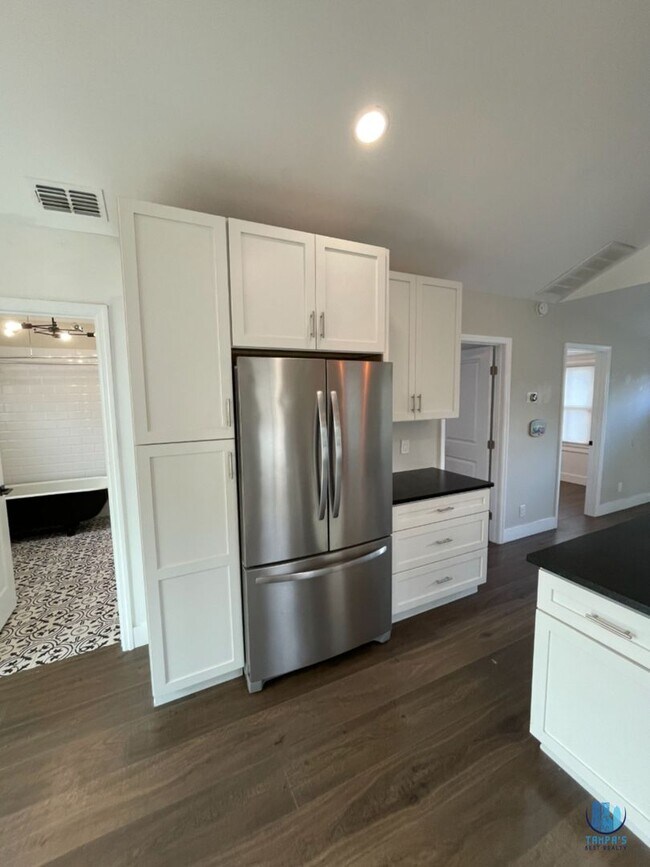 Photo - Adorable Bungalow in the Heart of Gulfport