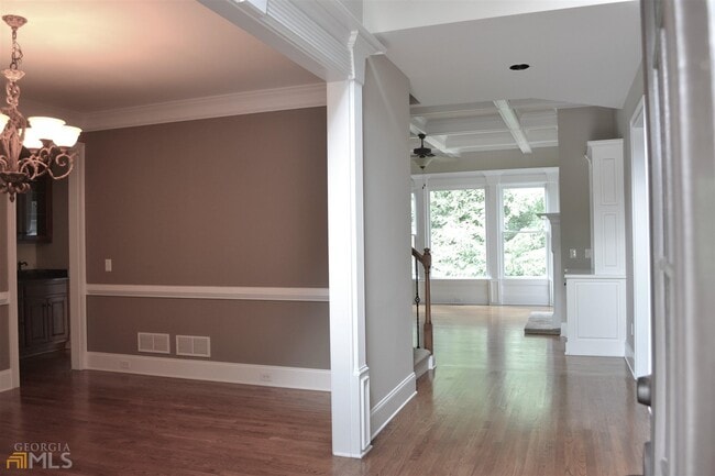 Photo - 1450 Ashbury Park Dr NE