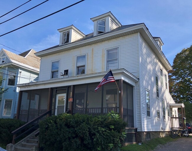 27 Hickok Pl
