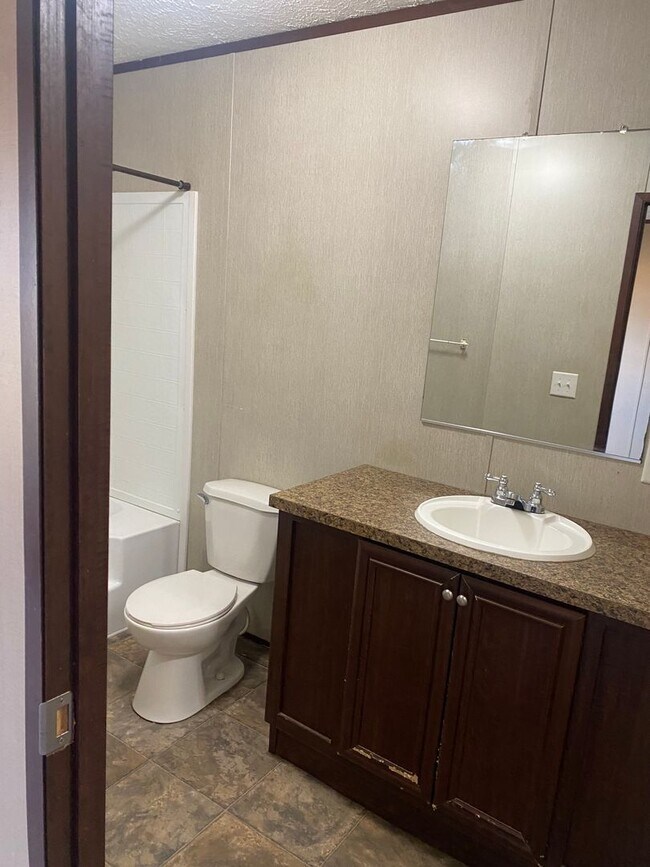 3/2 in Upper Cleveland County Rental House Rental in Lawndale, NC