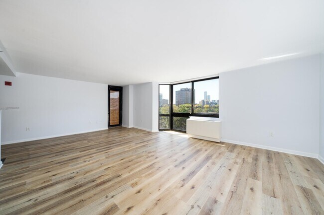 Photo - 700 Grove St Unit 5E