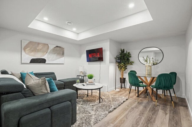 Photo - 4914 Hawthorn Pl SW Unit SI ID1538089P