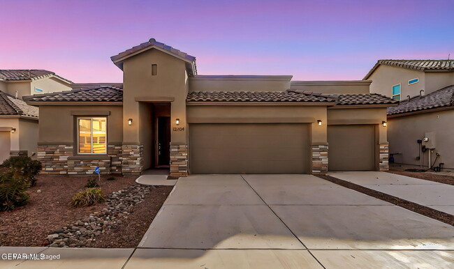 Building Photo - 13704 Harbottle St