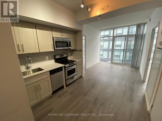 Photo - 36 Lisgar St Unit ph02