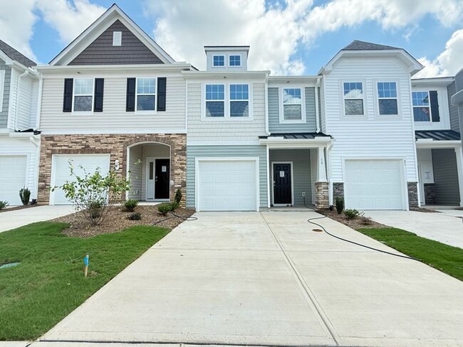 3 Bedroom One Garage Single Family - 3 Bedroom One Garage Single Family Townhome