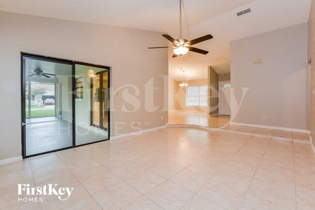 2943 Mallorn Way